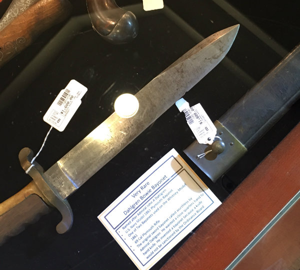 Behind the Knife at Pawn Stars