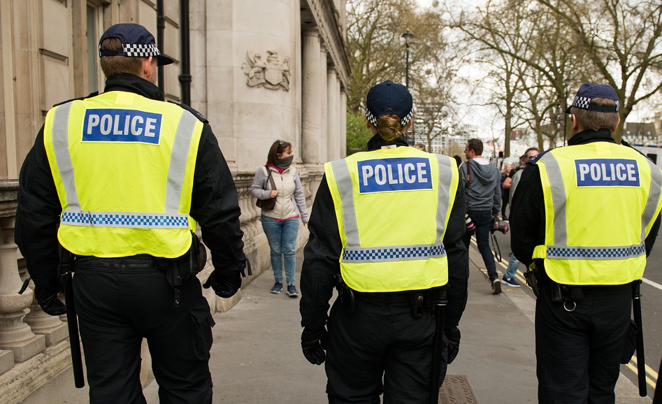 London Mayor Introduces Stop-And-Frisk Knife Searches